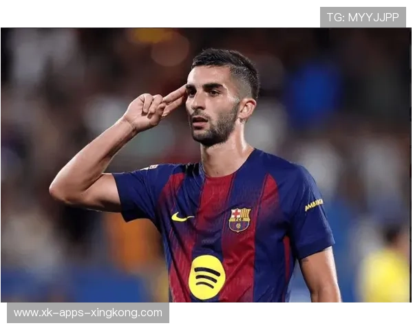 费兰托雷斯高速插上迎球推射极具威胁:前场速度艺术的现实写照