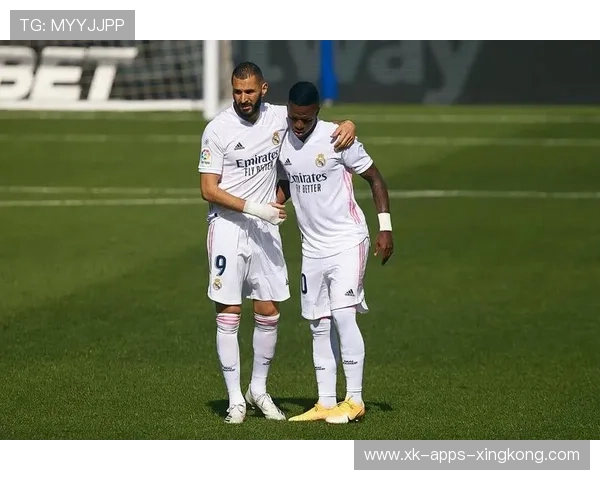 皇马维尼修斯带球突破后点射让看台愤动：一场激活观众情绪的夜晚